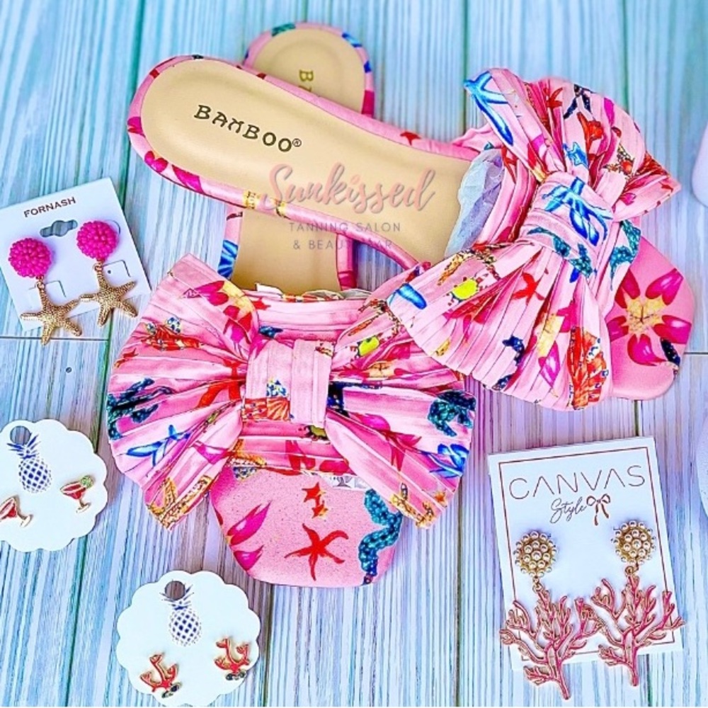 🆕💖 Pink Sea Life Nautical Sandals